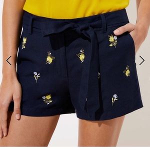 NWOT Loft Floral Tie Waist Shorts size 00